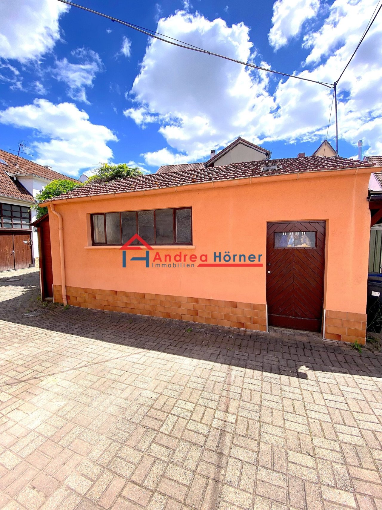 Garage Garage